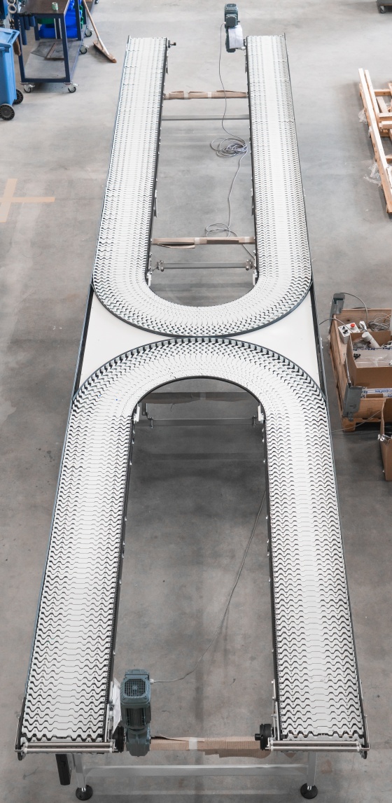 All-purpose spiral conveyor for medium to large products